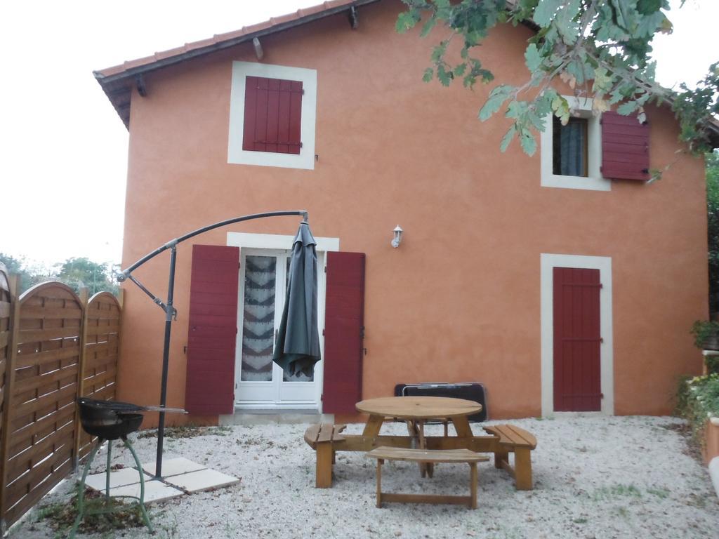 Appartement Le Romarin Mallemort Exterior foto